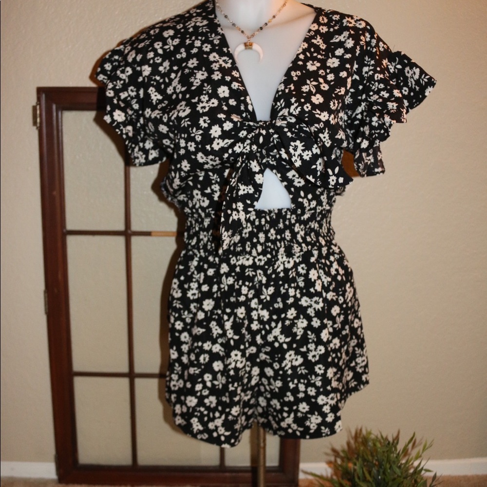 XS ROMPER!